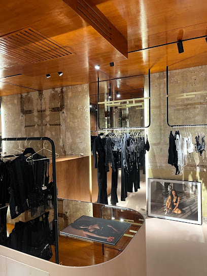 Livy - Bonaparte, Magasin De Lingerie à Paris 06